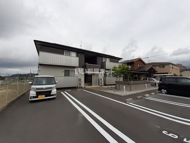 M z court