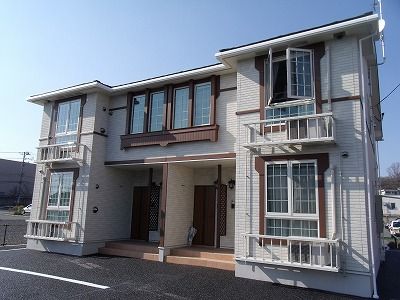 ＪＲ東北本線 一ノ関駅 バス乗車時間：9分 最寄りバス停で下車 徒歩5分 築14年