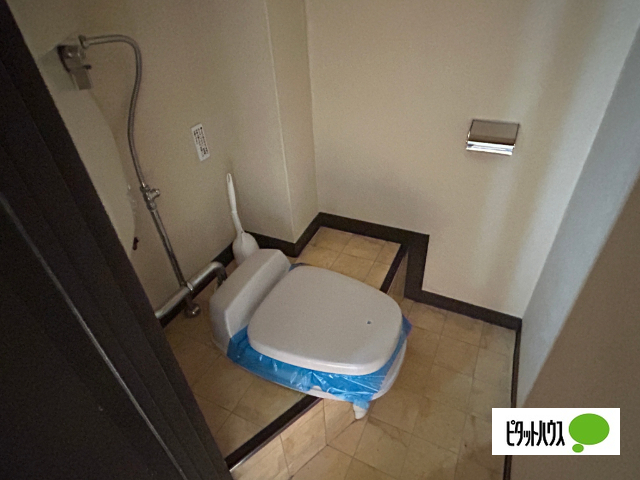 ＪＲ小海線 小諸駅 徒歩2分 3階建 築42年のトイレ写真