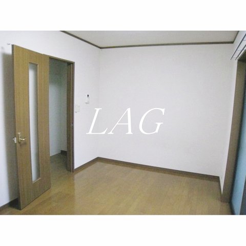 居室・リビング　洋室のお部屋です。