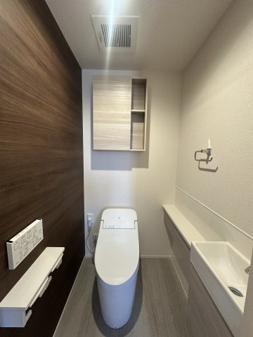 D-ROOMプラーナのトイレ写真