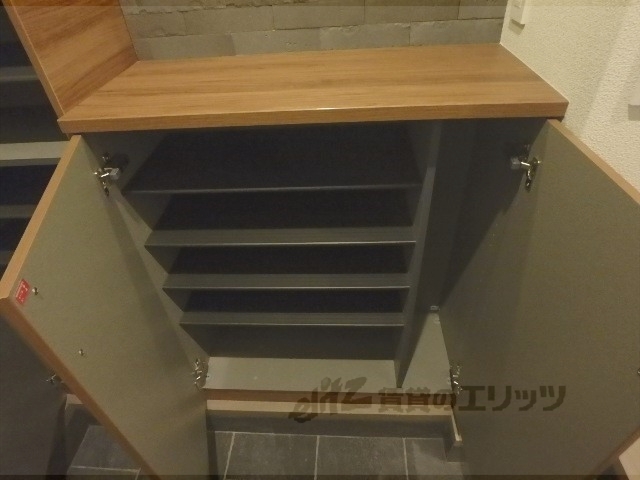 収納　下駄箱