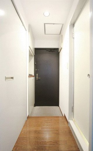 ＪＲ山手線 上野駅 徒歩10分 5階建 築38年の玄関写真