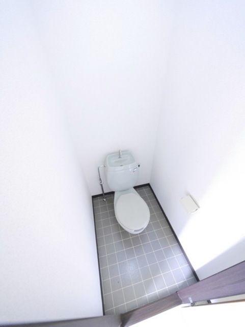 リバーサイドイトウIのトイレ写真