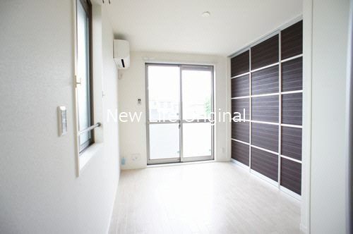 その他部屋・スペース　洋室5帖　角部屋につき2面採光です☆