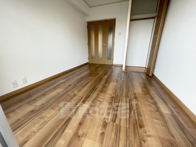 レッドステージ箕面の内装写真