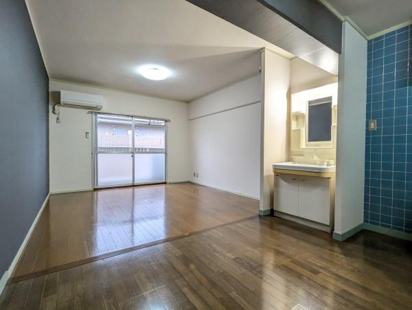 居室・リビング　広々13帖のお部屋です☆