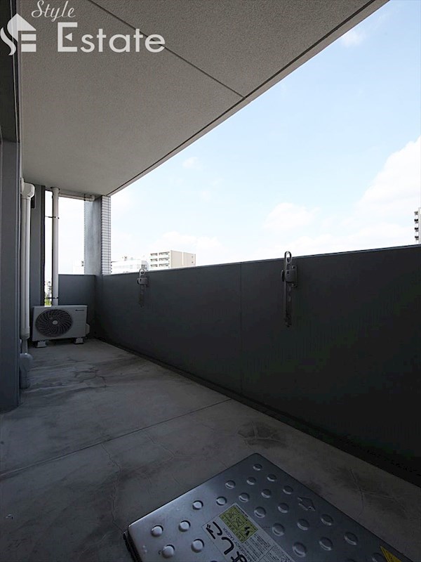 地下鉄鶴舞線 鶴舞駅 徒歩10分 8階建 築14年の内装写真