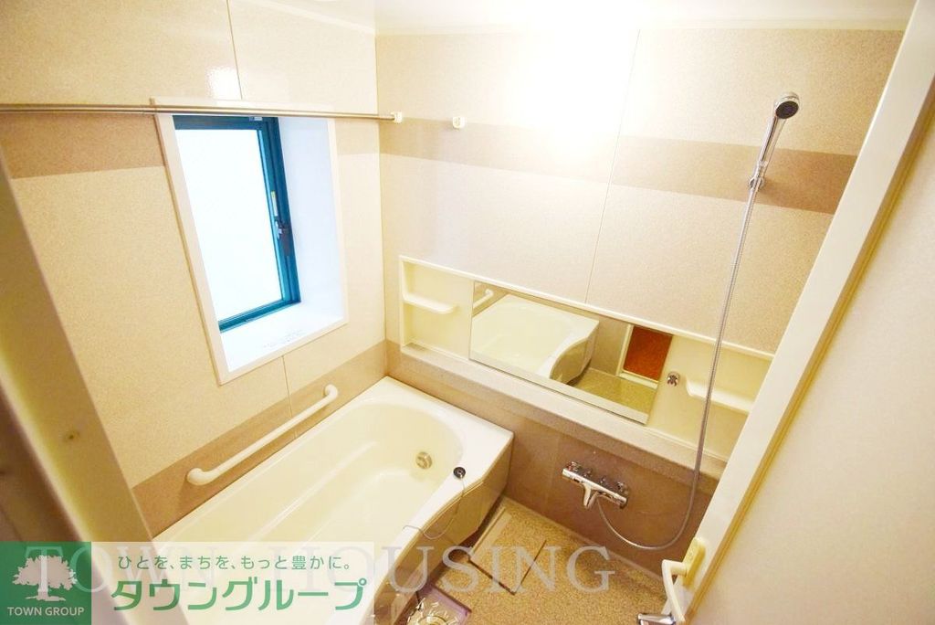 バス・シャワールーム　同じタイプの別部屋写真