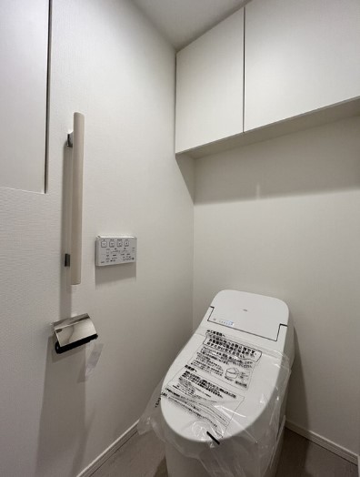 都営大江戸線 勝どき駅 徒歩6分 58階建 築4年のトイレ写真
