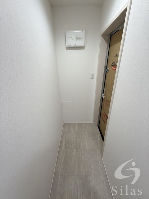 地下鉄御堂筋線 昭和町駅 徒歩10分 3階建 築1年の玄関写真