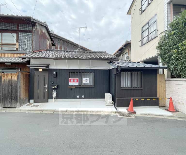山ノ内山ノ下町テラスハウスの外観写真