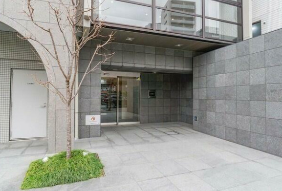 東京メトロ千代田線 北千住駅 徒歩8分 14階建 築11年の外観写真