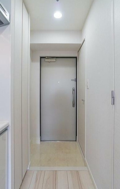東京メトロ千代田線 北千住駅 徒歩8分 14階建 築11年の玄関写真