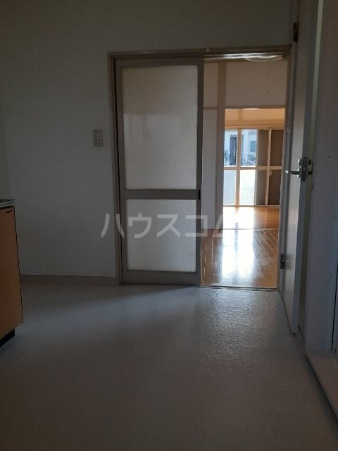 第一藤原コーポの居間写真