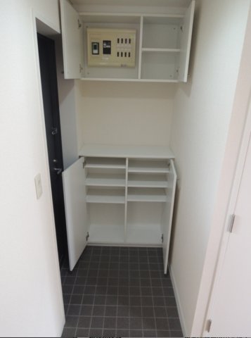 玄関　シンプルで使いやすい玄関です