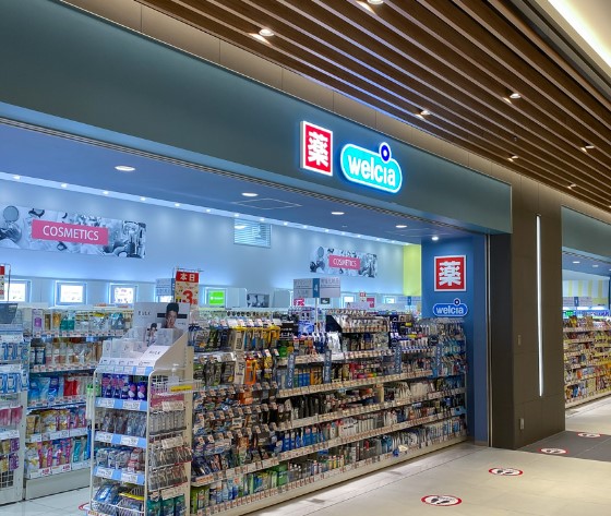 ドラックストア　ウエルシアららぽーと豊洲3店（ドラッグストア）まで733m