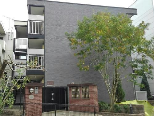 レオパレス上社LA1の外観写真