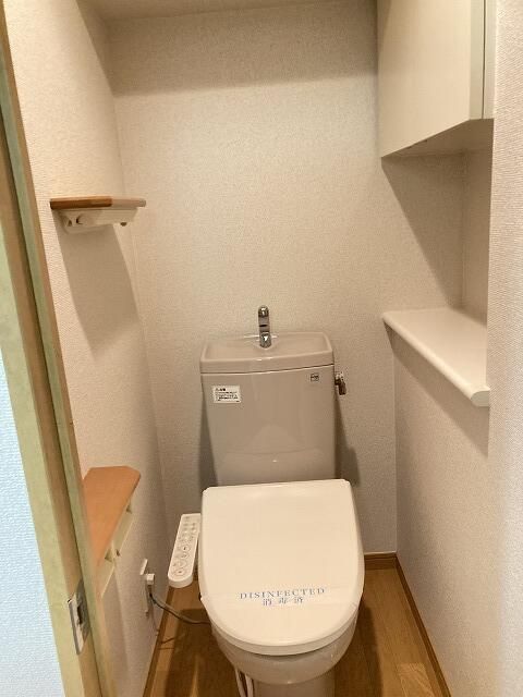 トイレ　コンパクトで使いやすいトイレです