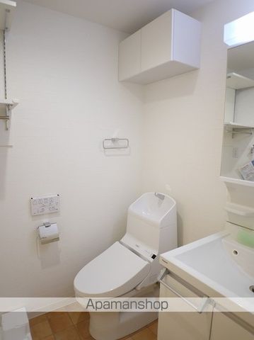 ブルーライン 三ツ沢下町駅 徒歩5分 2階建 築9年のトイレ写真