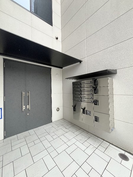 阪急宝塚線 服部天神駅 徒歩6分 3階建 築2年の外観写真