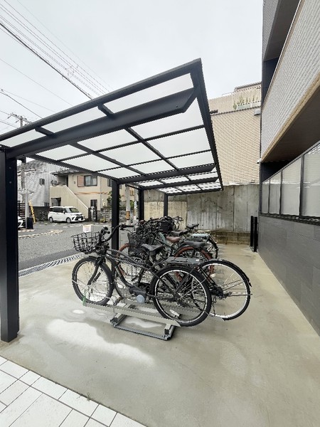 阪急宝塚線 服部天神駅 徒歩6分 3階建 築2年の外観写真