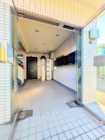ベルナス上大岡の外観写真