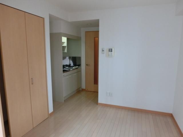 その他部屋・スペース　エアコン1台完備