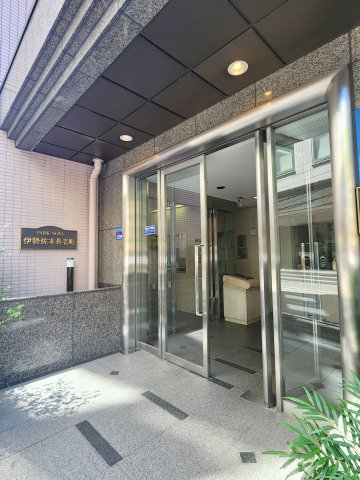 エントランス　パーク・ノヴァ伊勢佐木長者町