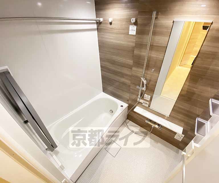 シャーメゾン京都旧二条の風呂写真