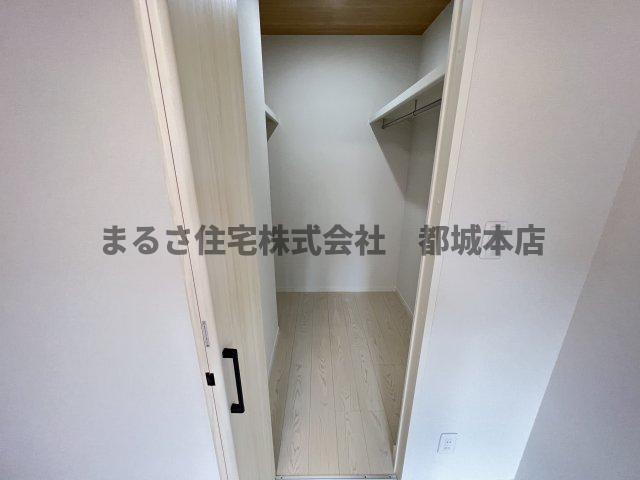 収納　ウォークインクローゼット