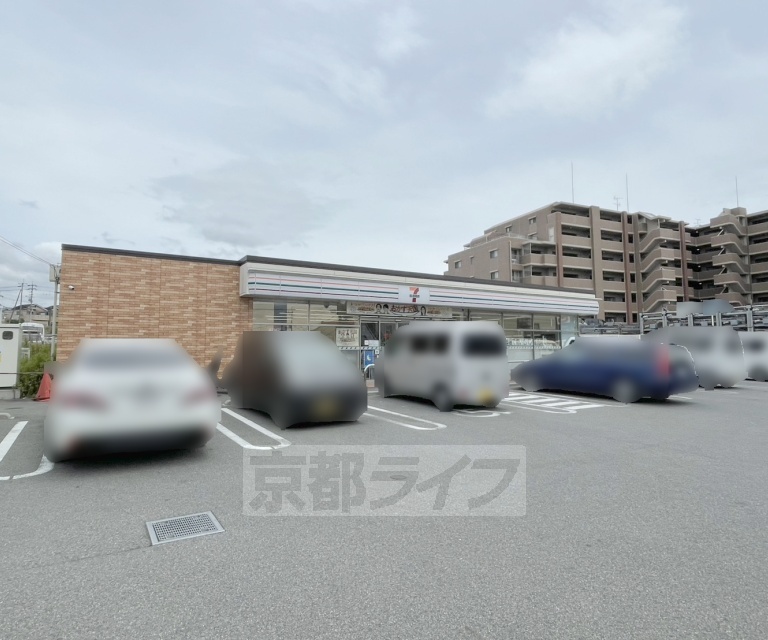 コンビニ　セブンイレブン　宇治大久保大竹店（コンビニ）まで302m