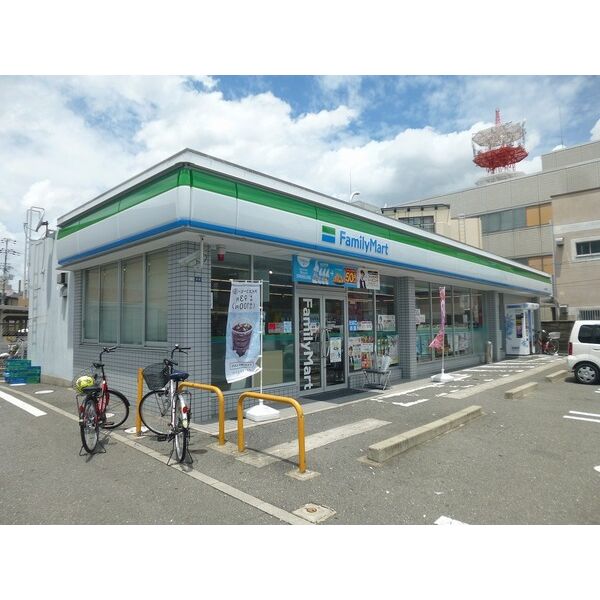 コンビニ　ファミリーマート　八尾光南町店（コンビニ）まで154m
