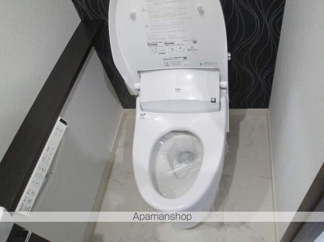 地下鉄七隈線 茶山駅 徒歩18分 14階建 築5年のトイレ写真