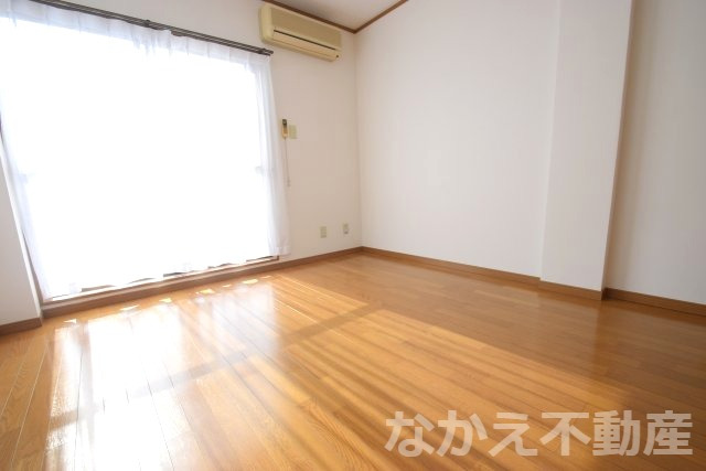 その他部屋・スペース　使い勝手のいい寝室です
