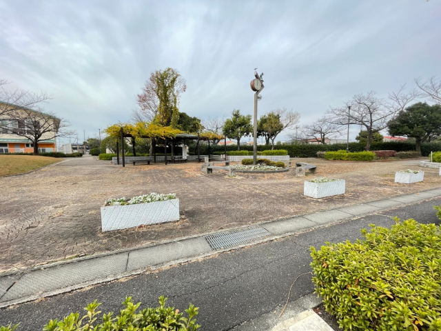公園　織田井戸公園（公園）まで720m