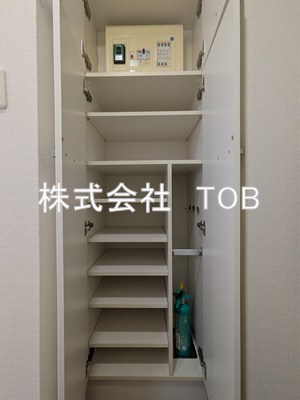 玄関　シューズボックス