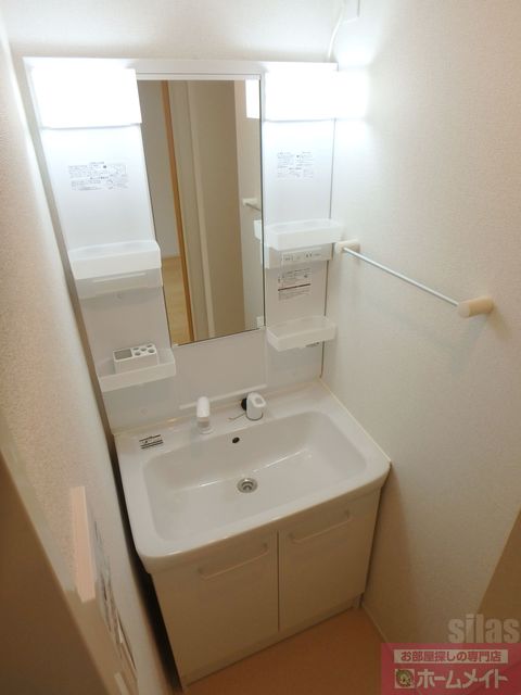 洗面設備　同メーカー施工例