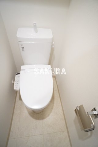トイレ　嬉しい温水洗浄便座付き♪