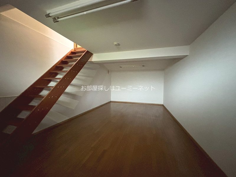 その他　地下