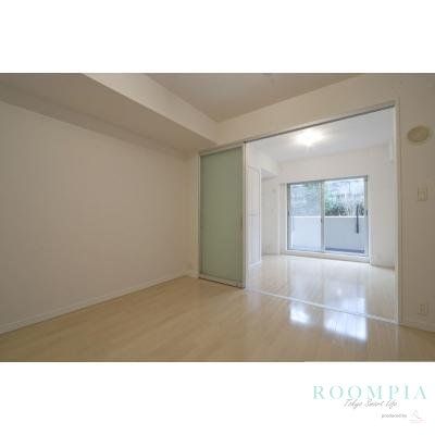居室・リビング　※同タイプの別のお部屋です。