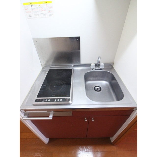 キッチン　別の部屋の写真になります