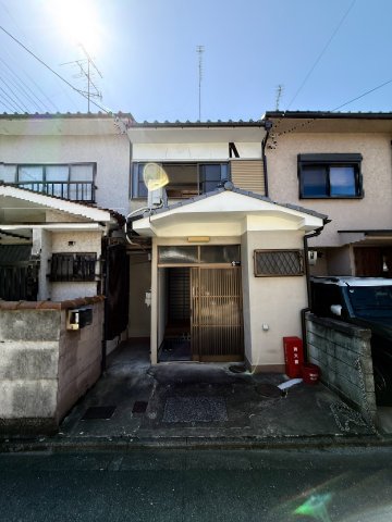花園段ノ岡町貸家