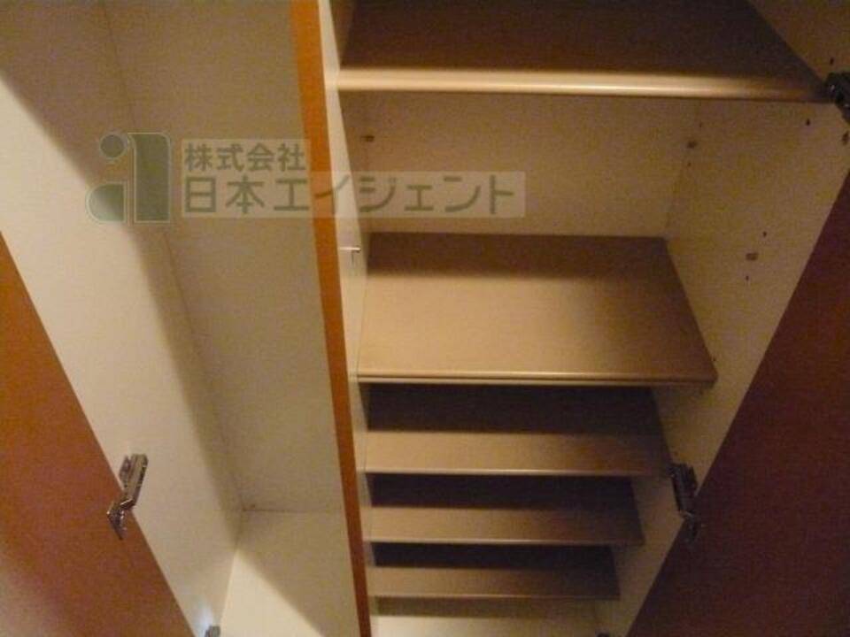 収納　下駄箱