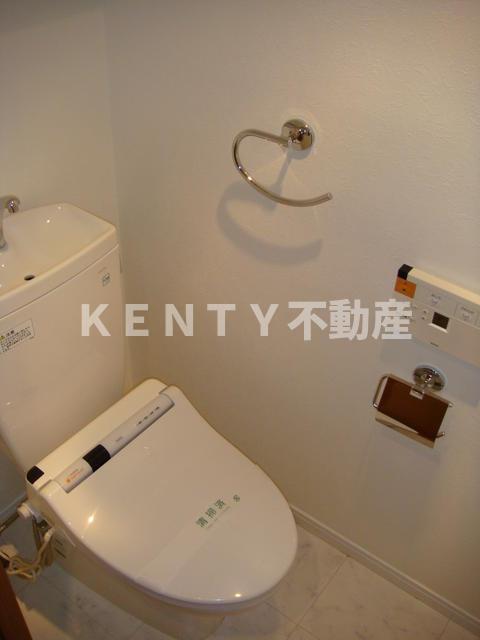 トイレ　落ち着いたトイレです