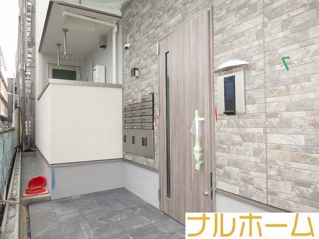 近鉄南大阪線 今川駅 徒歩8分 3階建 築1年の外観写真