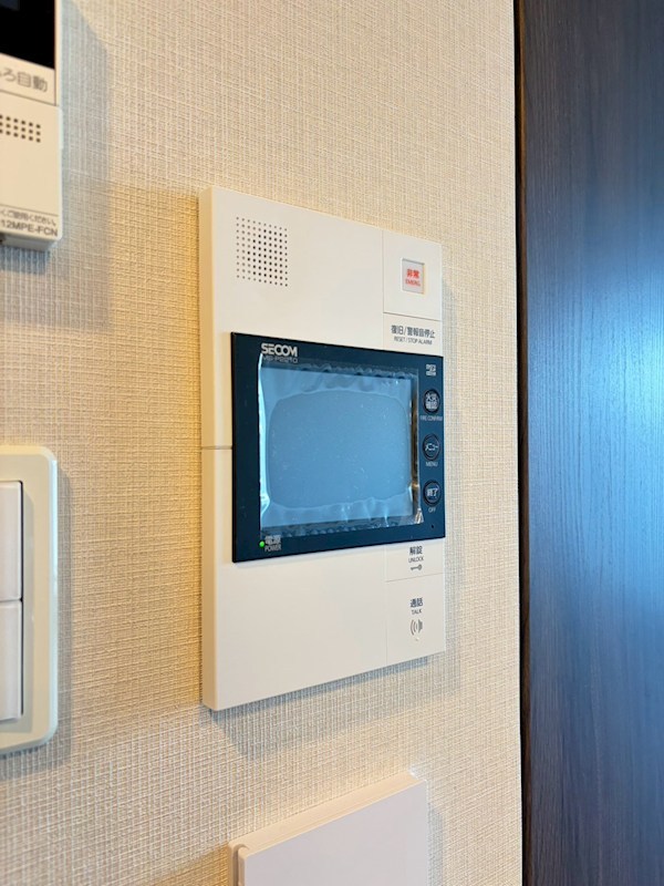 セキュリティ　オートロック完備で暮らしを守ります。