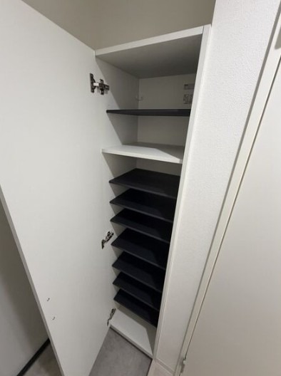 玄関　※参考写真の為、現況優先です。