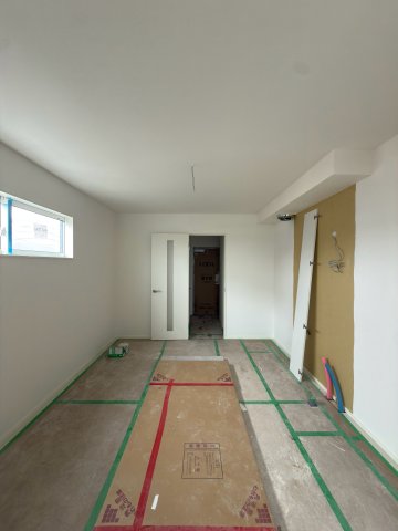 洗面設備　建築中のお写真になります。※現状優先