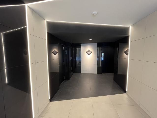 ロビー　建物の内部です
